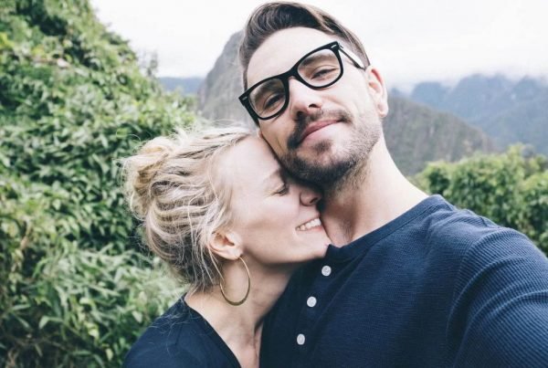 Why Young Guys Date Older Women